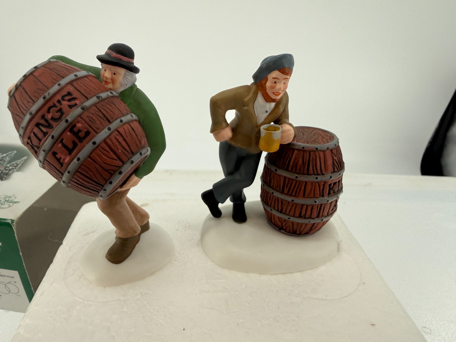 Department 56 Dickens Village Ale Mates Set of 2 Retired #58417 Christmas