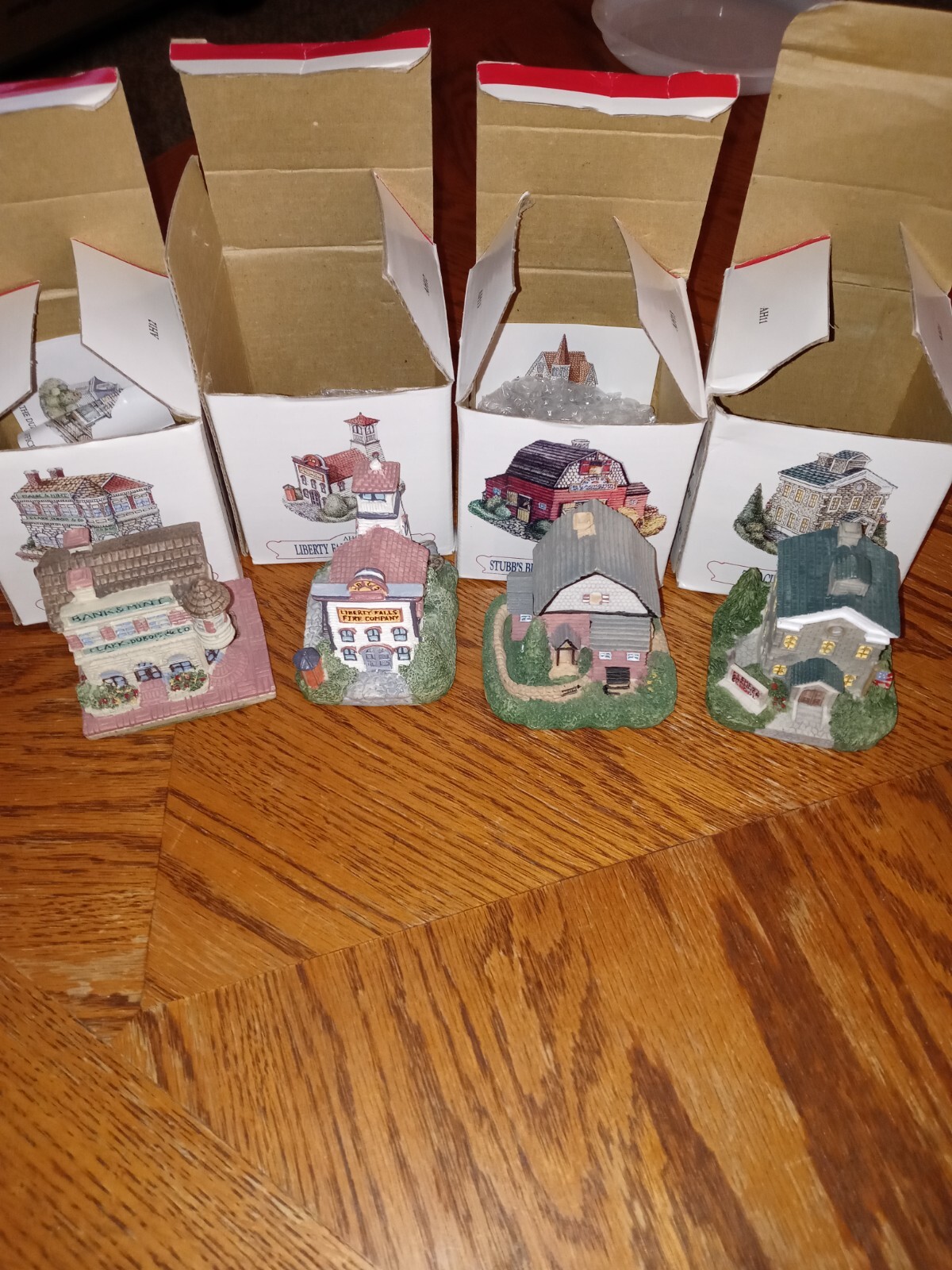 Lot of 4 Liberty Falls Village The Americana Collection AH12 AH10 AH13 AH11