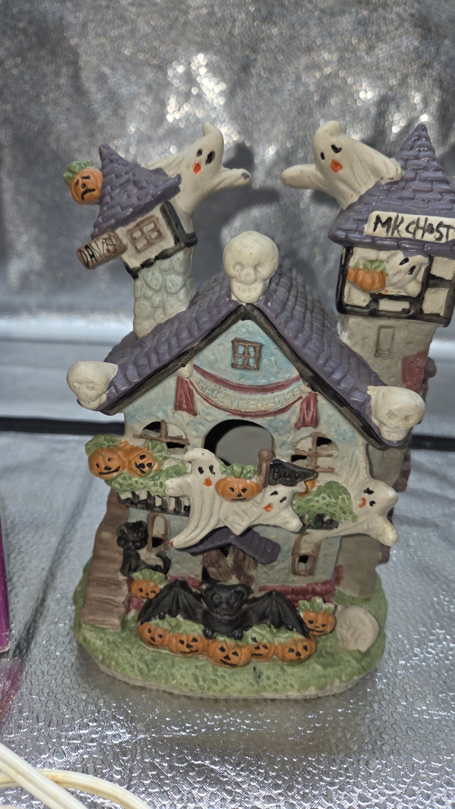 Vintage 1994 Caldor HAUNTED HAVEN LIGHTED PORCELAIN HALLOWEEN GHOST HOUSE
