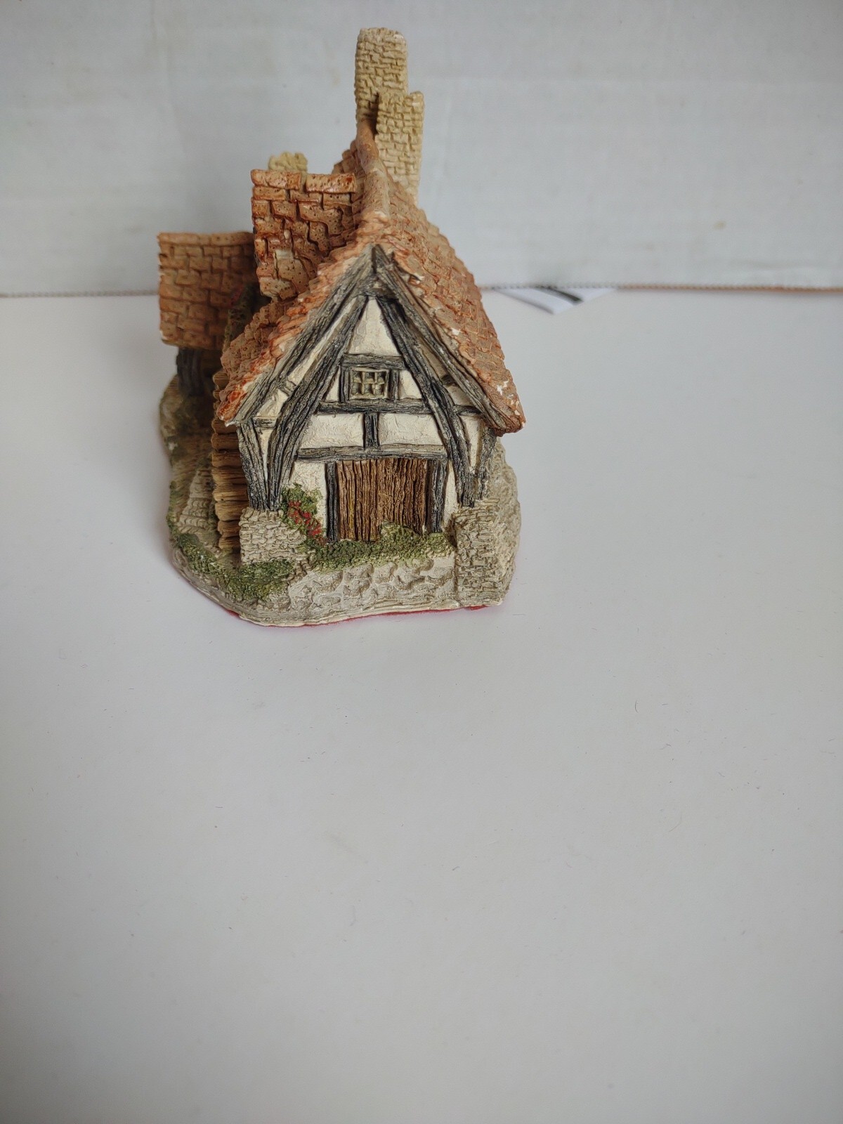 1983 David Winter Cottages The Bothy by John Hine made in Great Britain CG