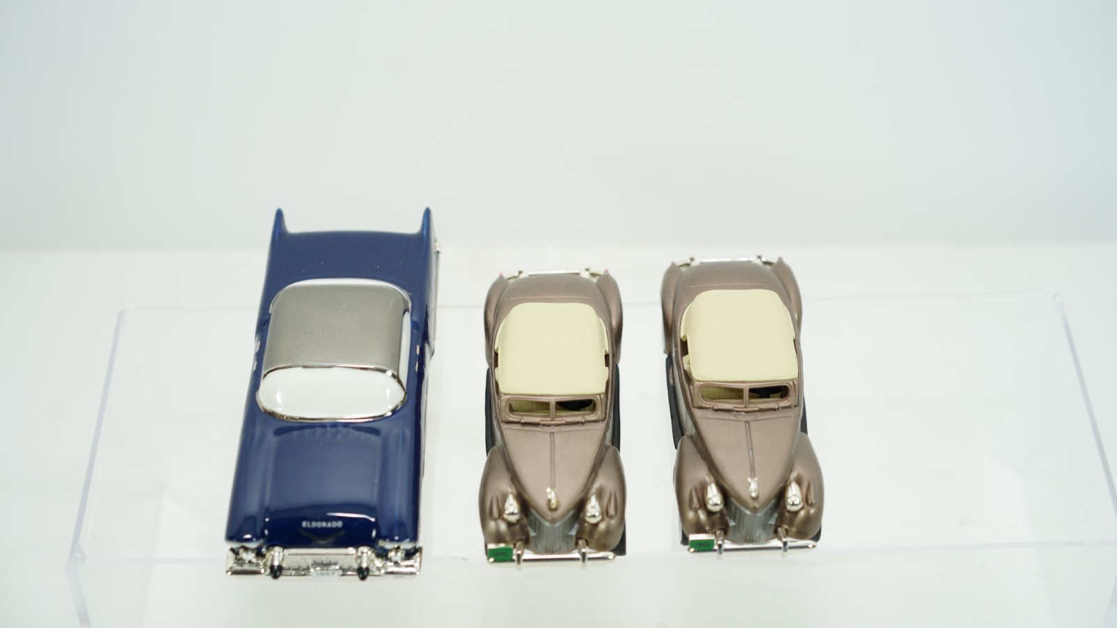 Department 56 Classic Vintage Cars 1957 Cadillac Eldorado & 1940 V16 Coupe S13