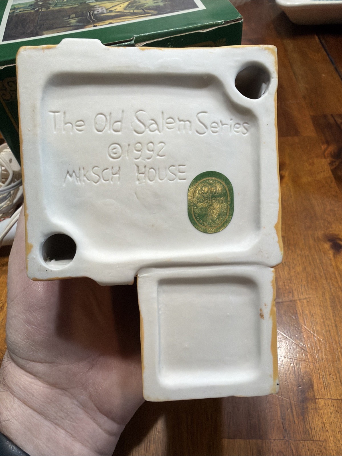 Vintage Old Salem Series Ceramic Miksch House 1992 NC With Light, Map, Box