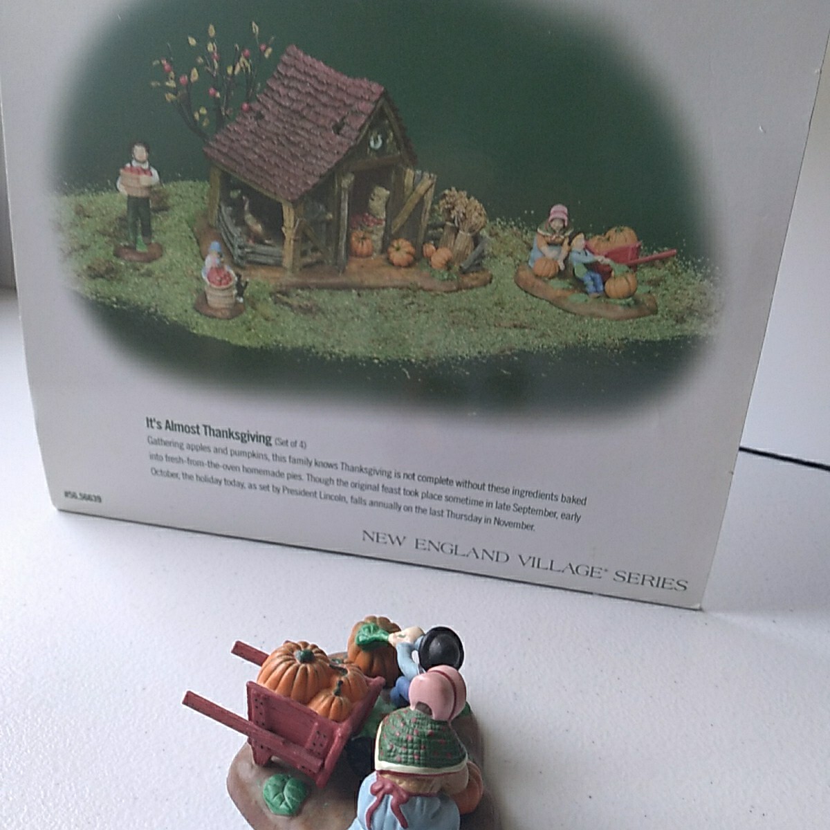 Dept 56 New England Village 56639 “It’s Almost Thanksgiving” Set/4 Retired GCIB