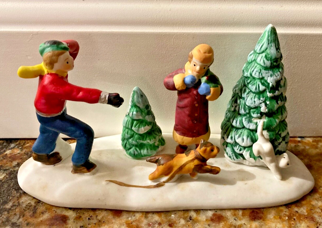 Lemax “Rover’s Loose” Christmas Village 1998 *No Box