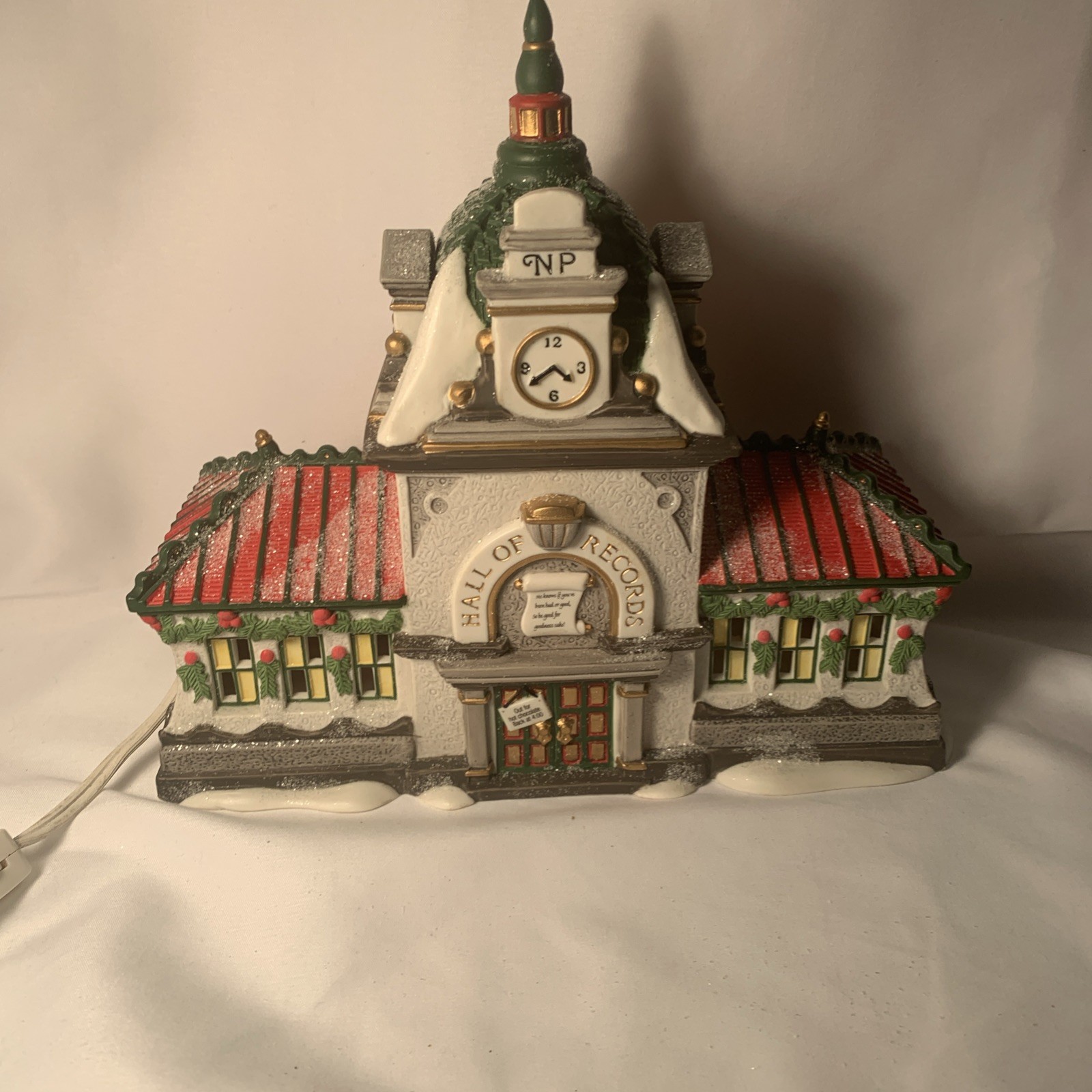 1996 Dept 56 North Pole Series 56392 Hall of Records Lighted Village No Box#5608