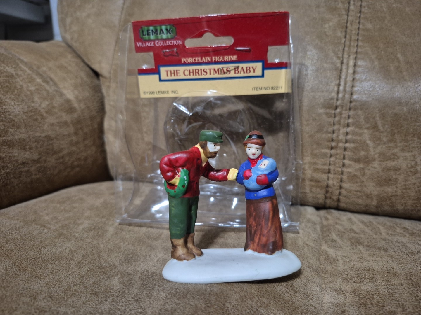 Lemax Christmas Village People The Christmas Baby