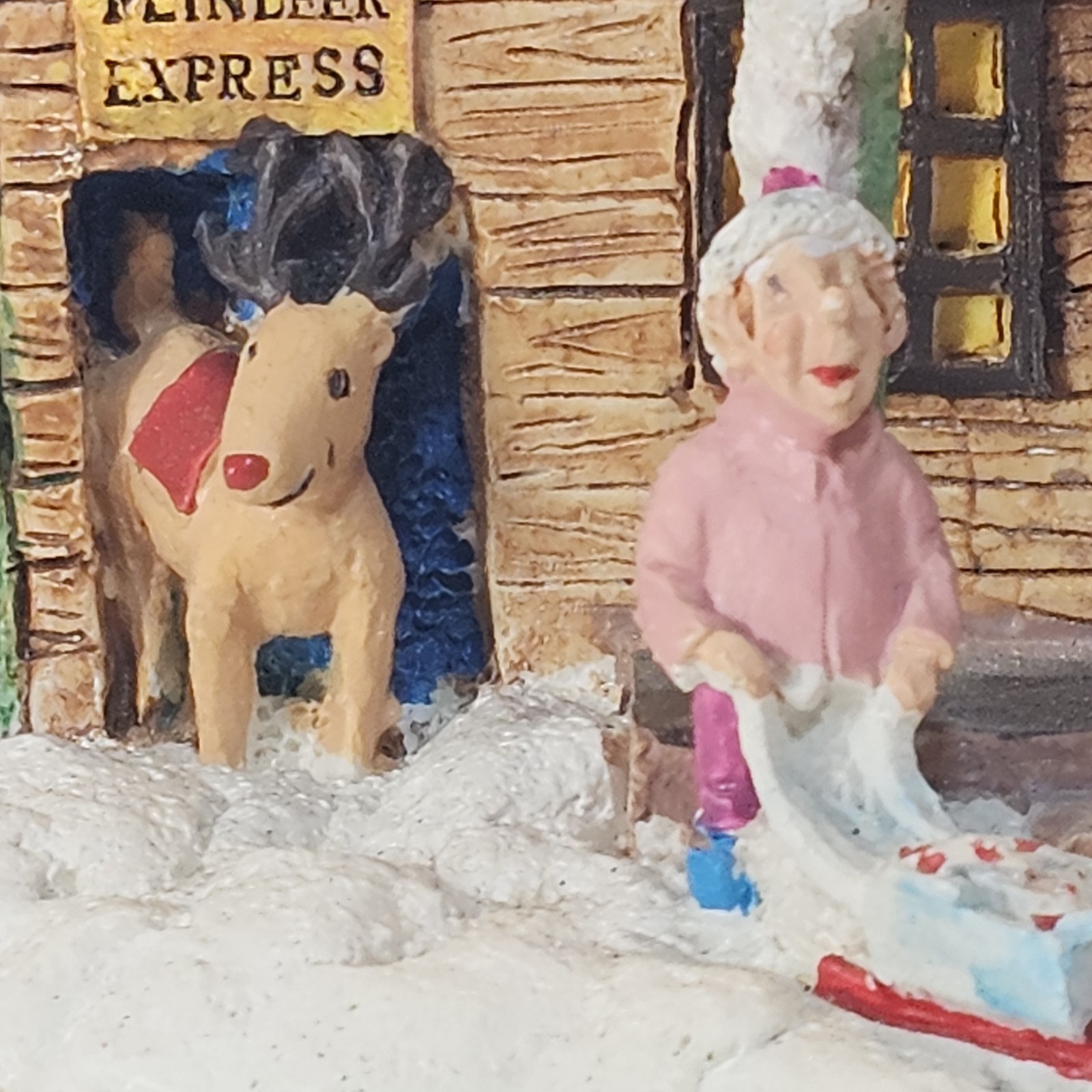 Vtg 1995 Santa’s Town- Post Office,Santa’s House,G.bread bakery. Reindeer Barn
