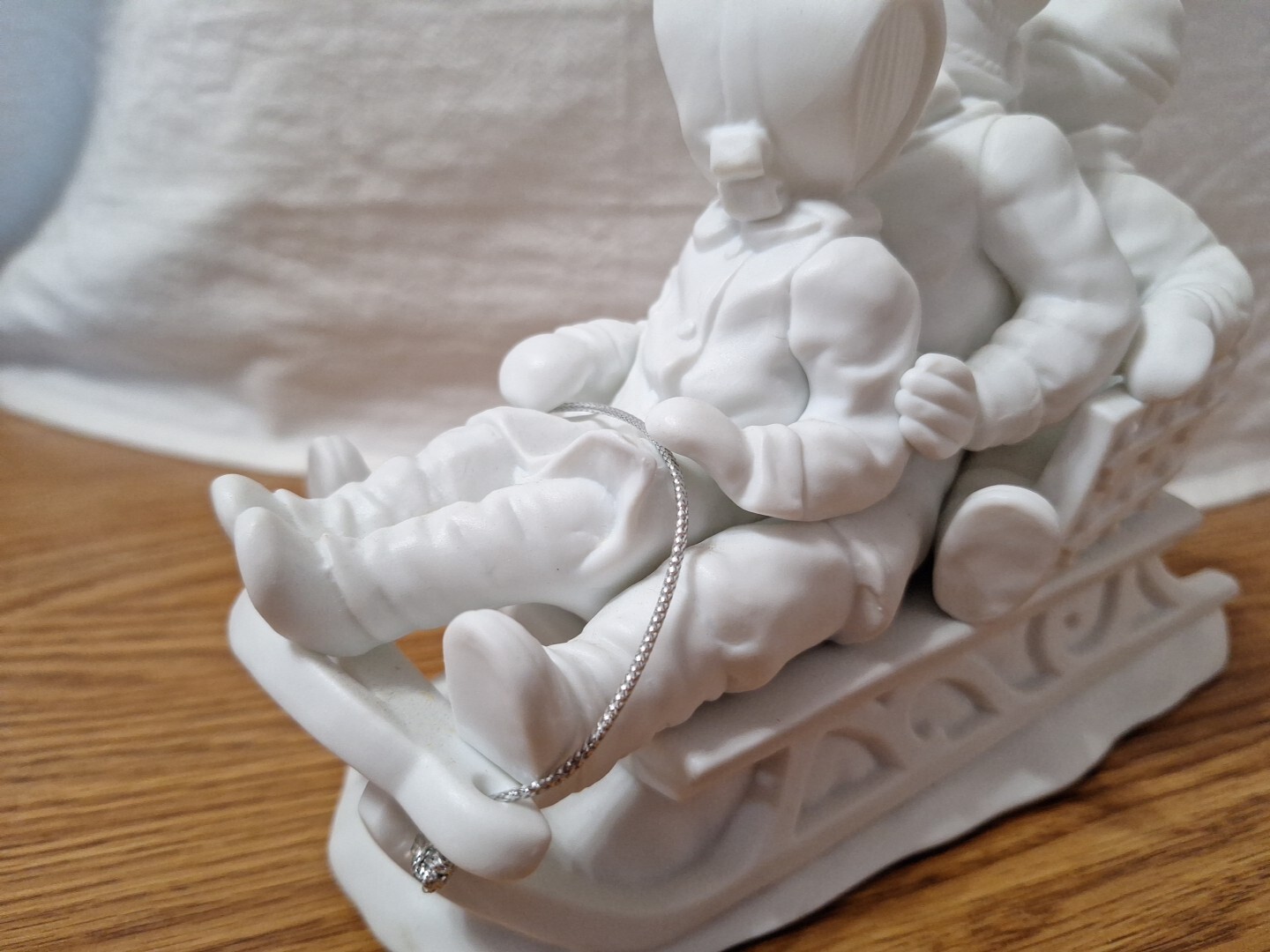 DEPT 56 Christmas Winter Silhouette Sliding In The Snow White FIGURINE 78492