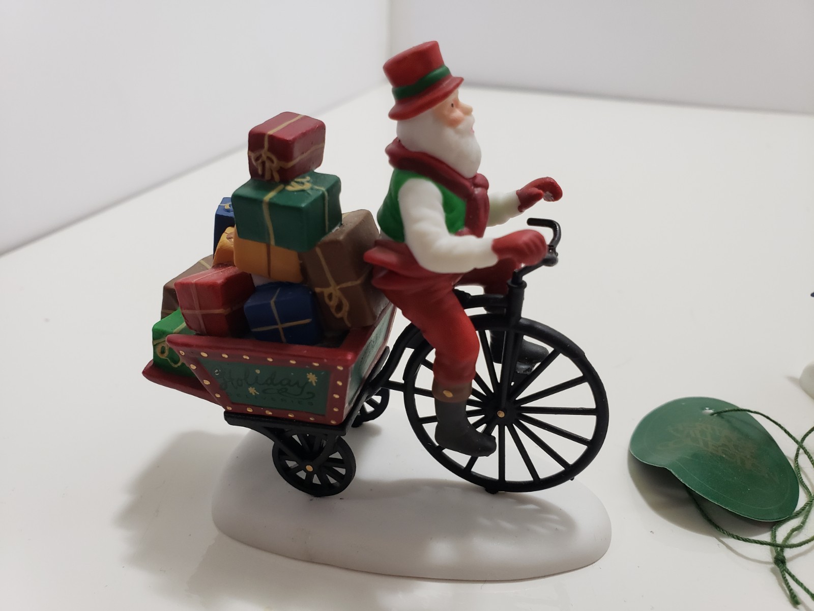 Dept 56 North Pole Series Early Rising Elves 56369 & Holiday Delivery 56371 Nice