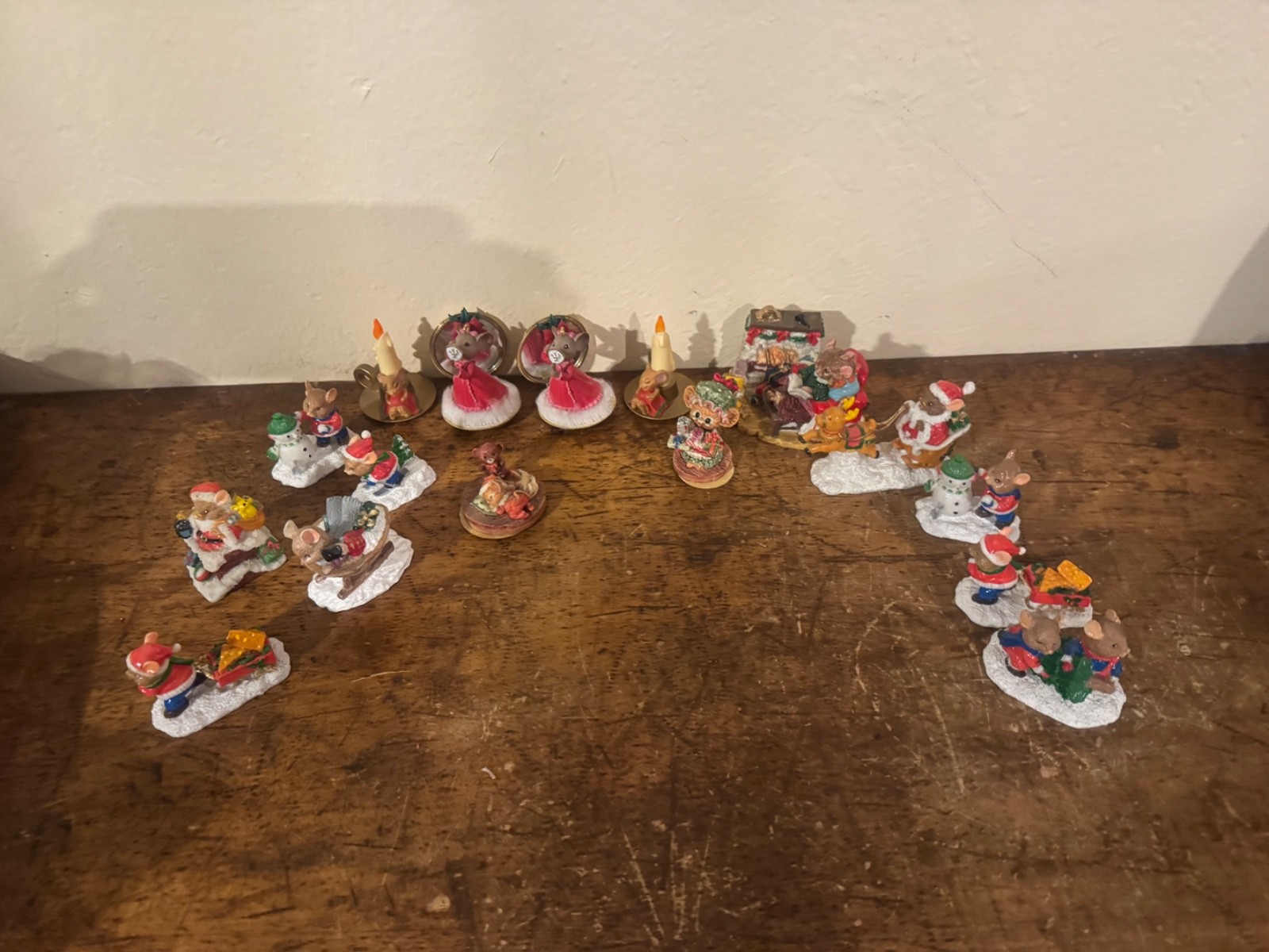 Vintage Christmas Village mouse Figures Lot Of 16