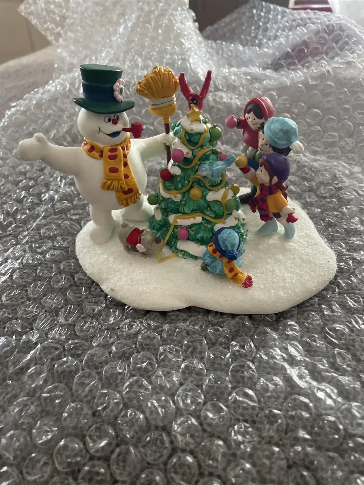 Dept. 56 Frosty the Snowman Lighting the Tree New