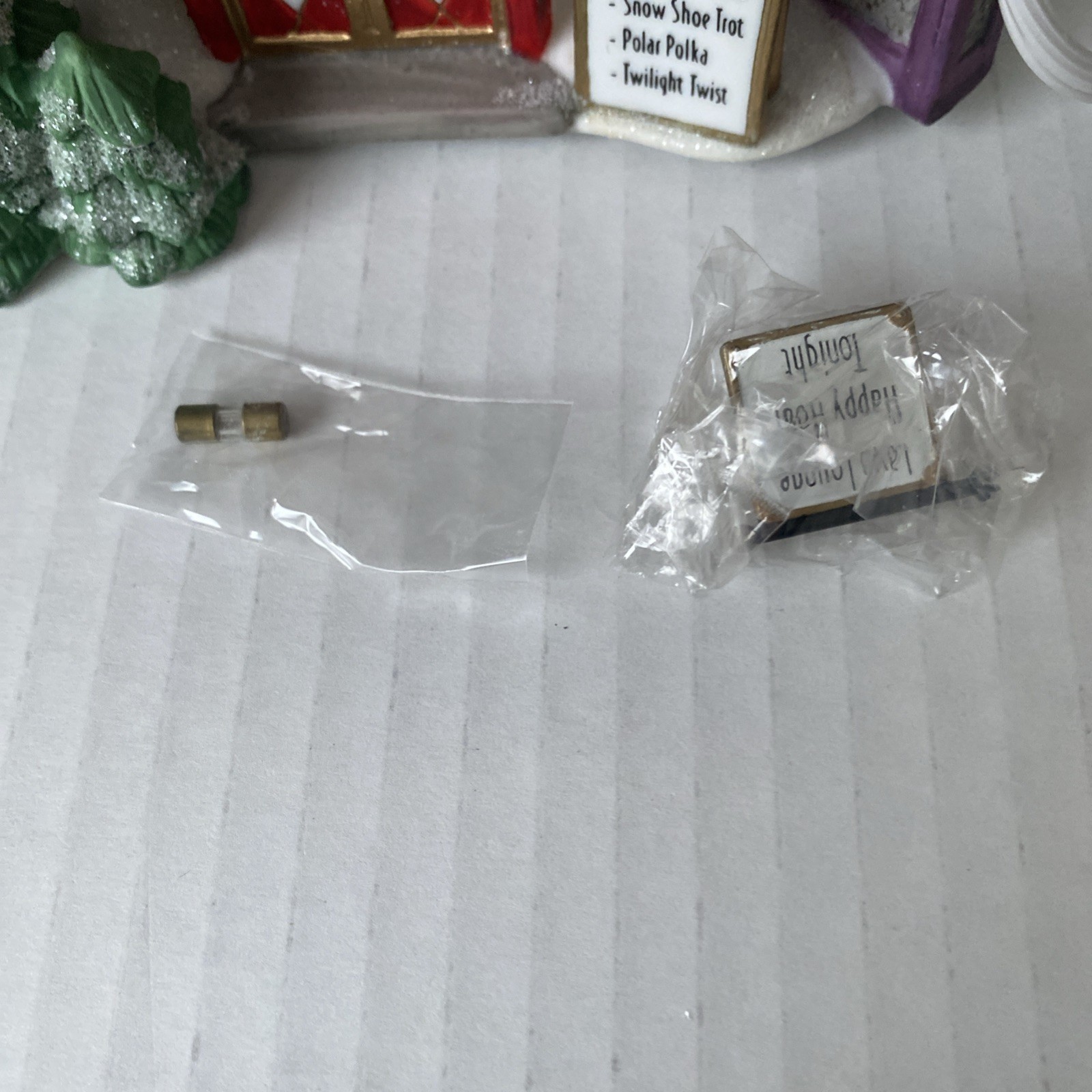 DEPT 56 STARLIGHT DANCE HALL 56742 NORTH POLE VILLAGE CHRISTMAS missing adapter