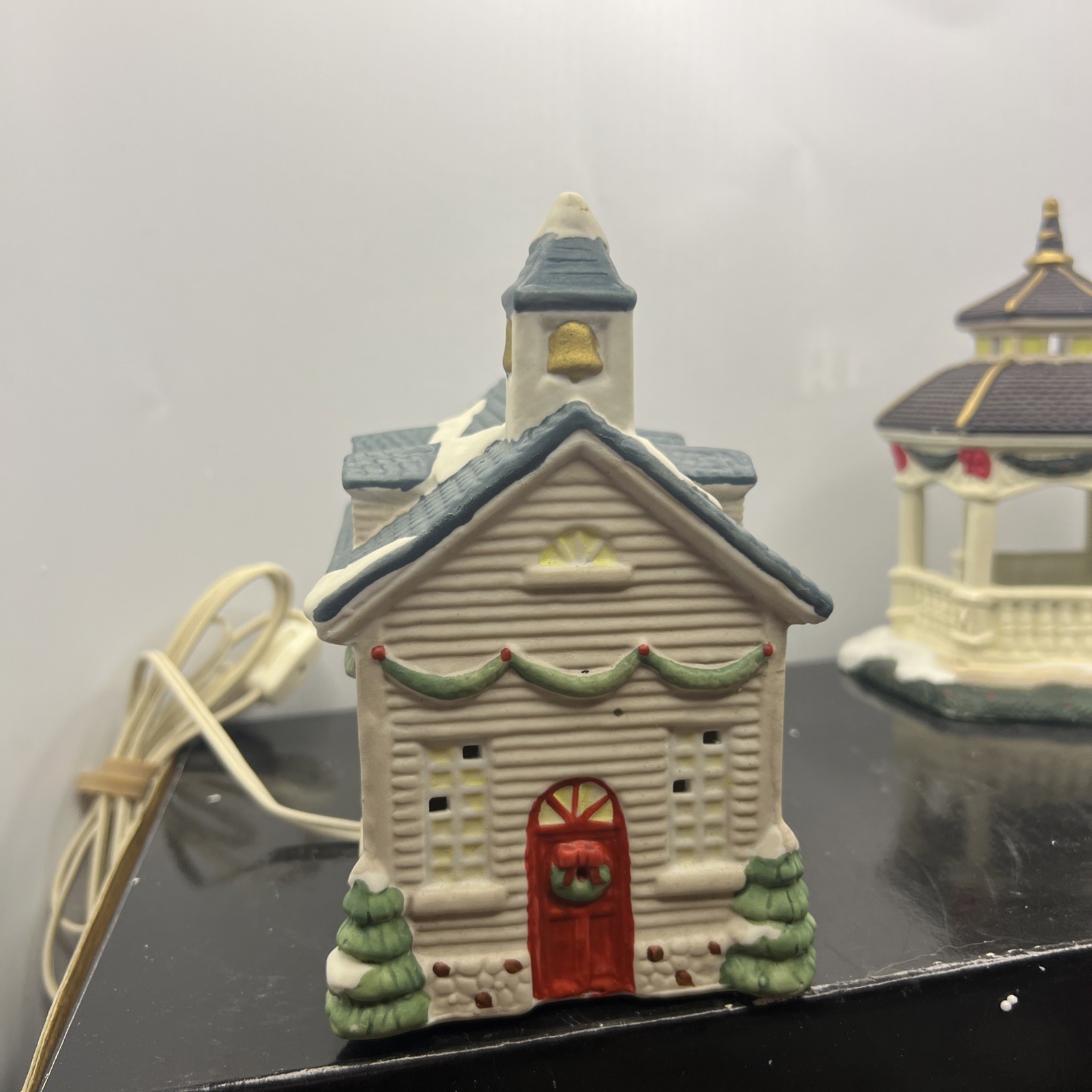Vintage Christmas Village Church Lights Up – Wintersburg Town NO ORIGINAL BOX