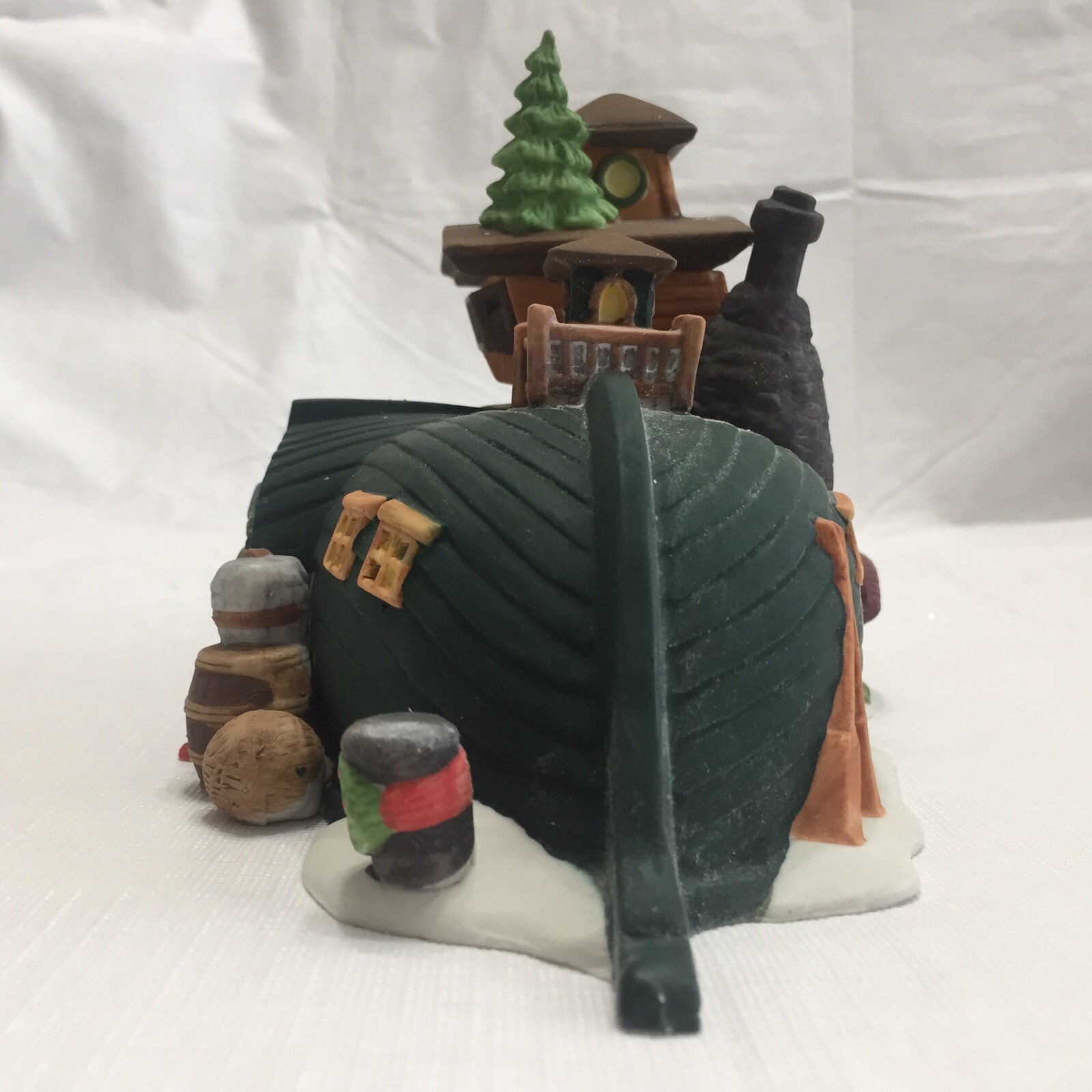 Department 56 Peggottys Seaside Cottage Dickens Village 55506 David Copperfield
