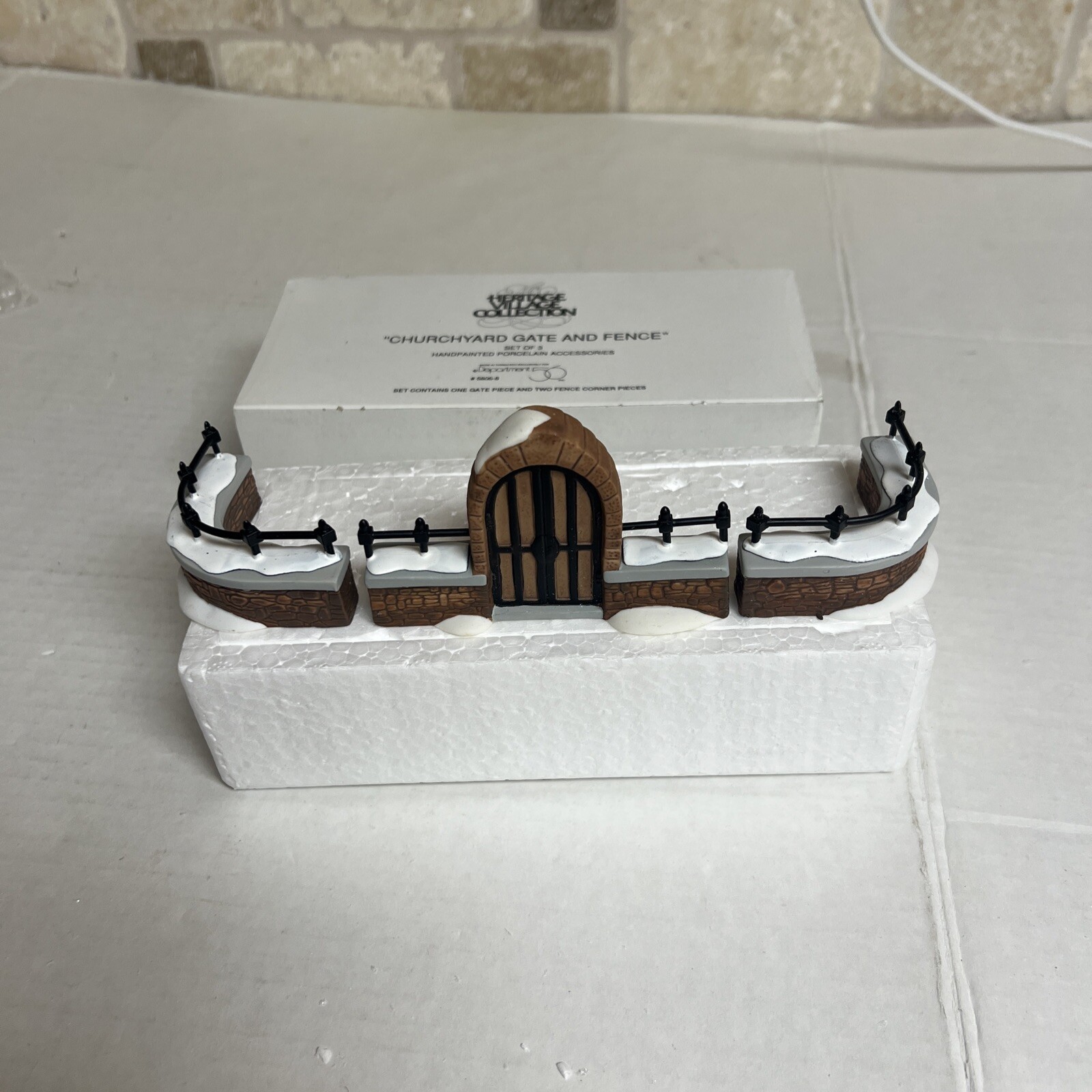 Dept 56 Heritage Village Collection 5806-8 Churchyard Gate and Fence Set of 3
