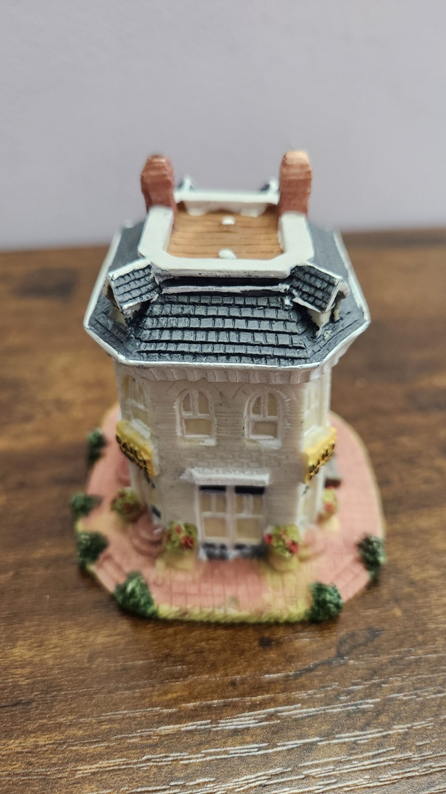 1992 – 1994 Lot of 6 International Resourcing Services Inc. Mini Houses Set