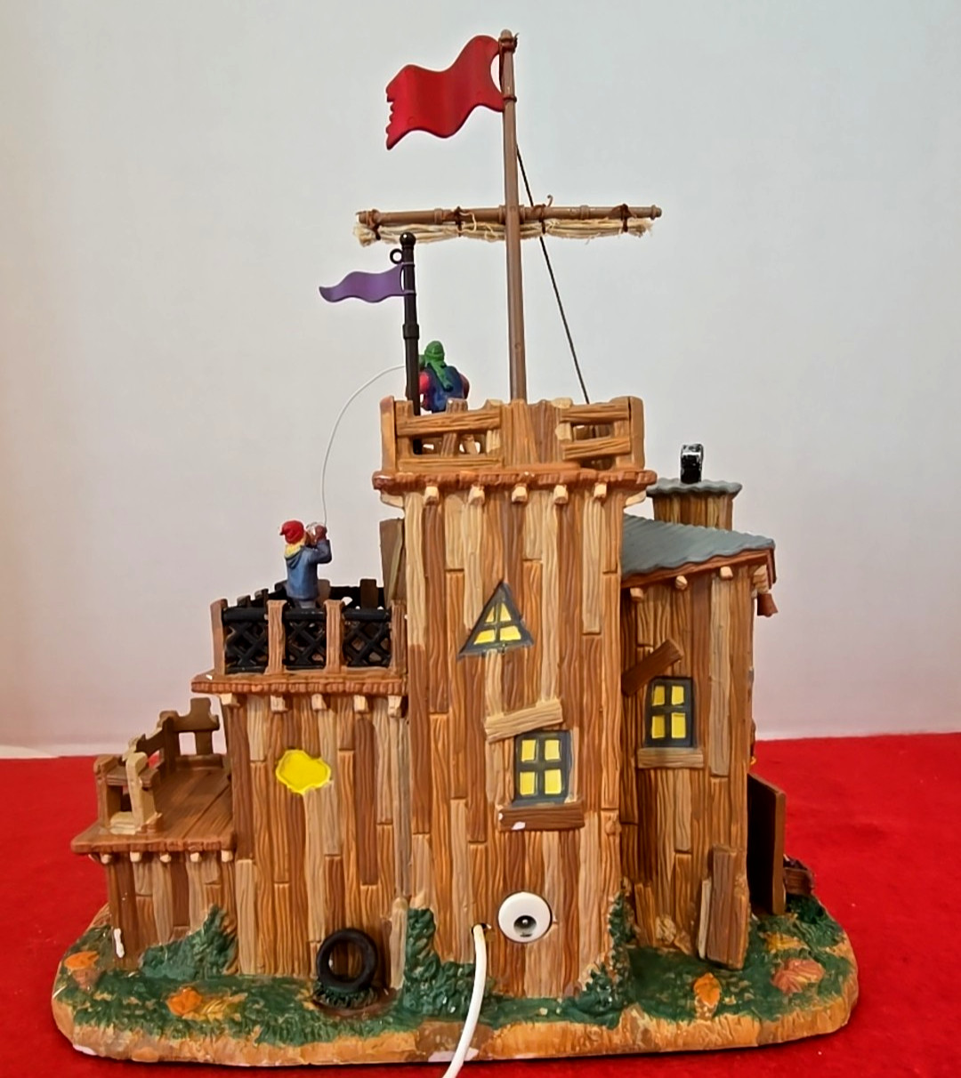 LEMAX DAVID’S FORT-LIGHTED HOLIDAY VILLAGE RETIRED MINT MINT COND. SEE PICS.