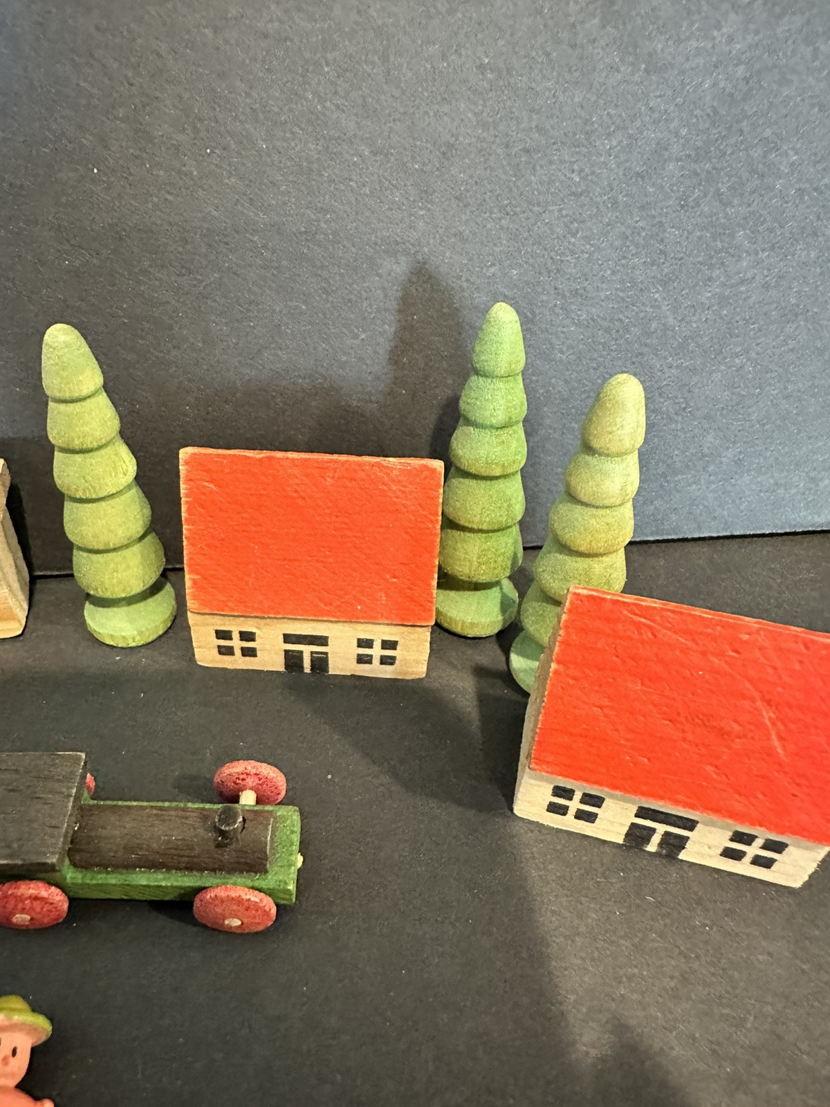 East German Putz Erzgebirge Village Lot Vintage 20 Pieces