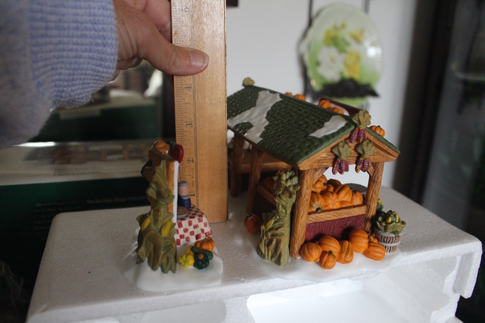 Department 56 Farmer’s Market (Set of 2) New England Village Series #56637
