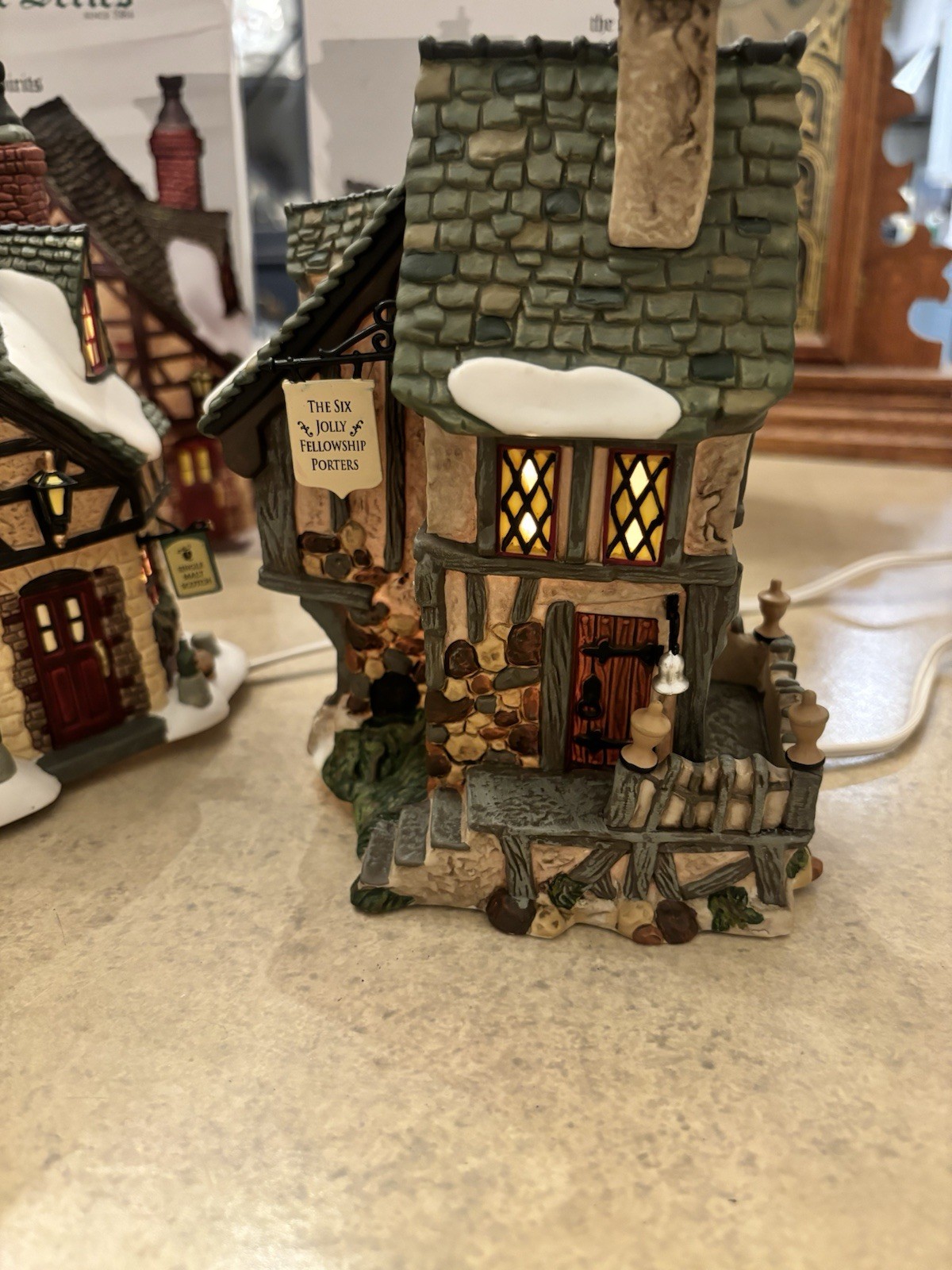 Dickens Village Series Gaslight Pubs And E. Tipler Agent For Wine And Spirits