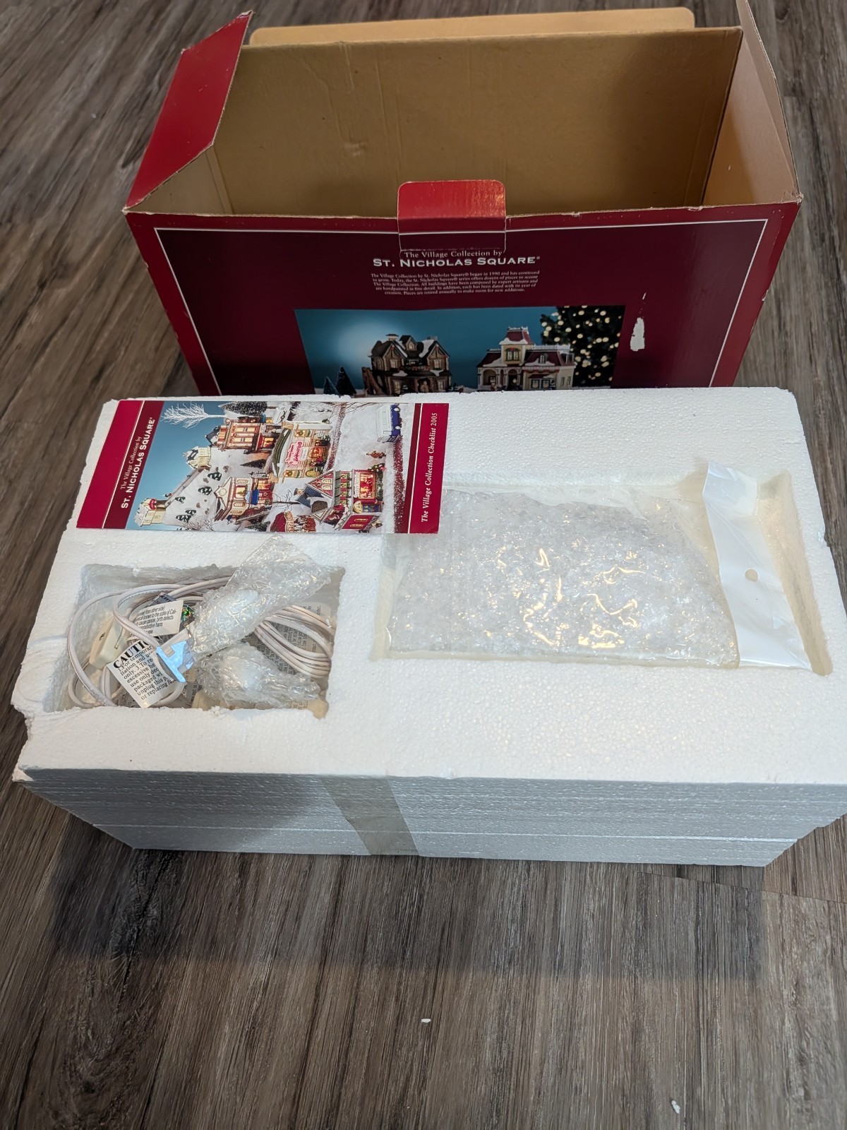 St. Nicholas Square Christmas Village Collection 10 Piece Set Illuminated 2005