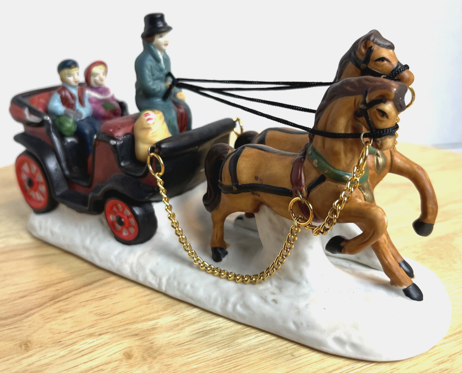 Copperfield Keepsake Porcelain Carriage Horses Christmas Village Decor TM1011
