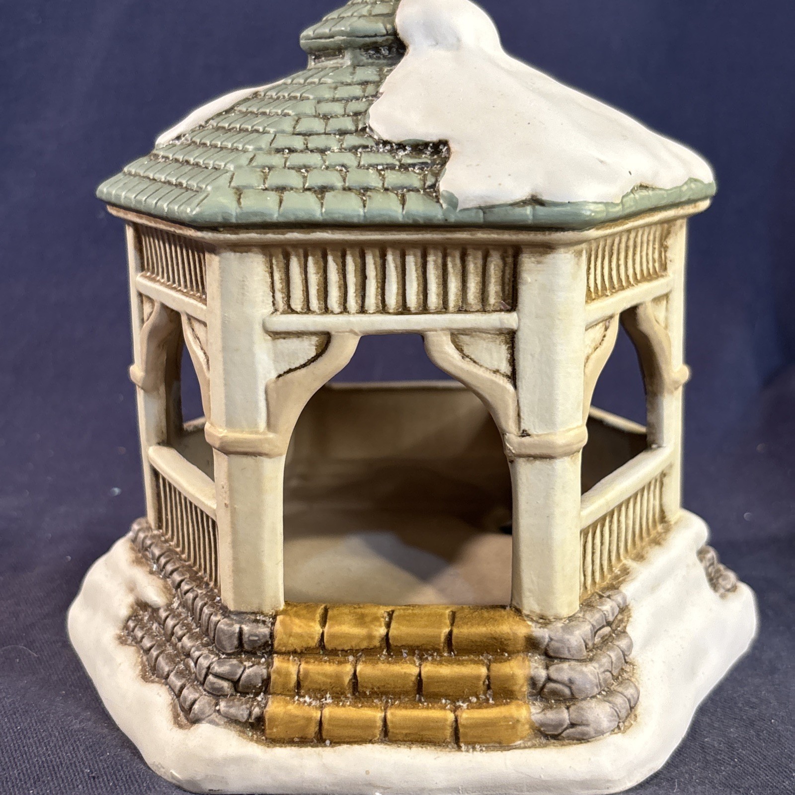 Lefton Colonial Village Victorian Gazebo #07925 Original Box