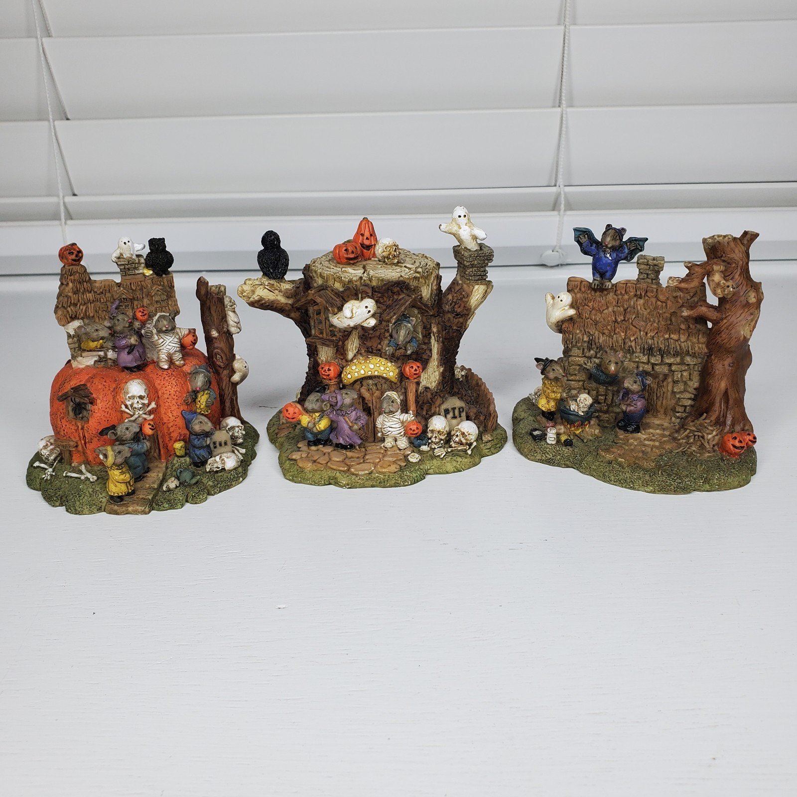 Halloween Mouse Village Resin Mice Pumpkins Skeleton Bats Spiders Ghosts Spooky