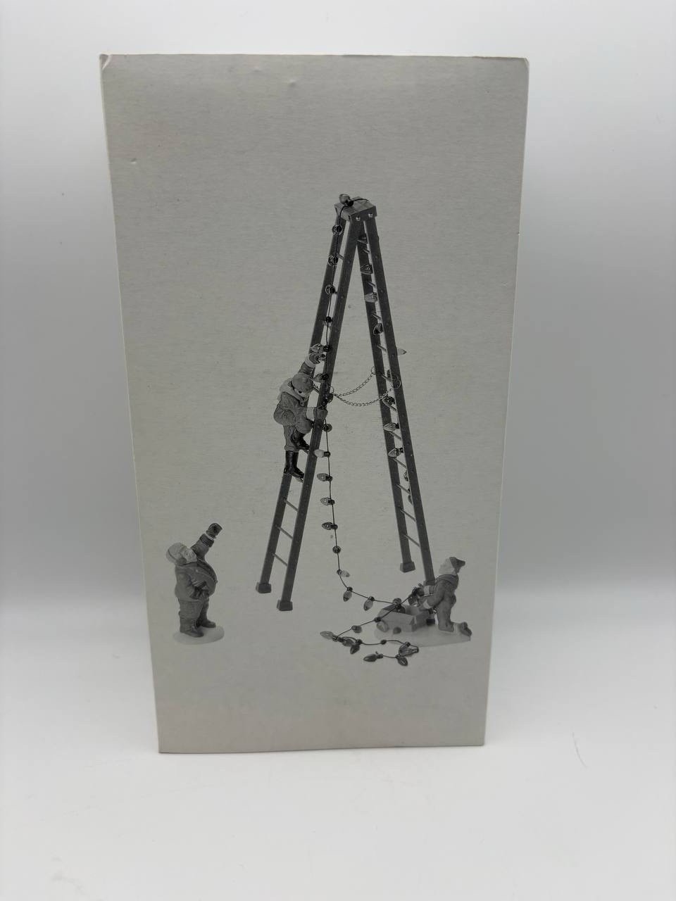 Dept 56 TREE TRIMMERS Heritage Village Christmas 55662 Hand Painted NIB