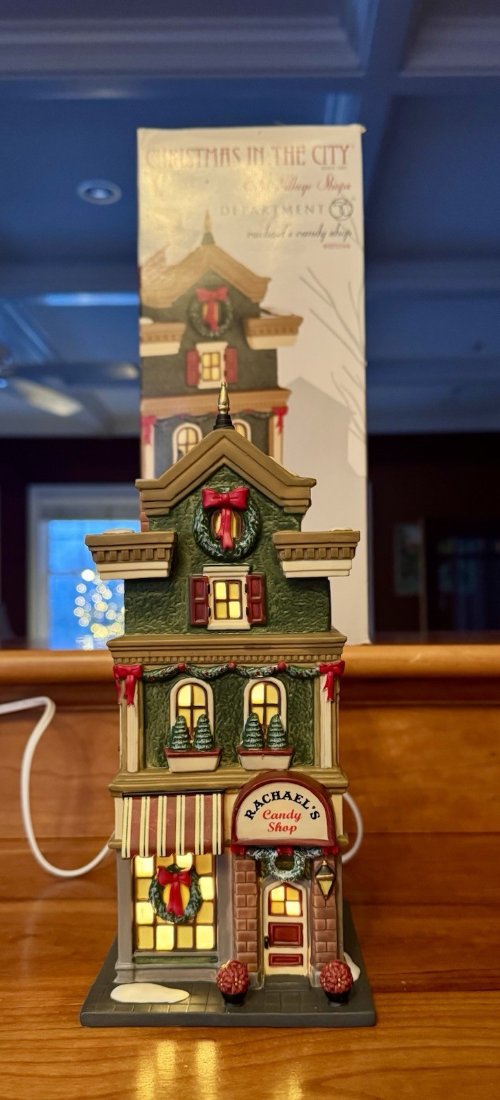 2012 Department 56 Christmas In The City 4025244 RACHAEL’s CANDY SHOP Unused