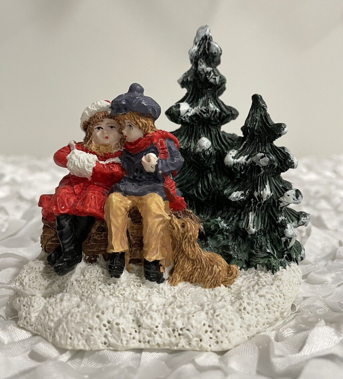 Mervyn’s Christmas Village Square Boy & Girl on Bench Dog & Trees – NICE!