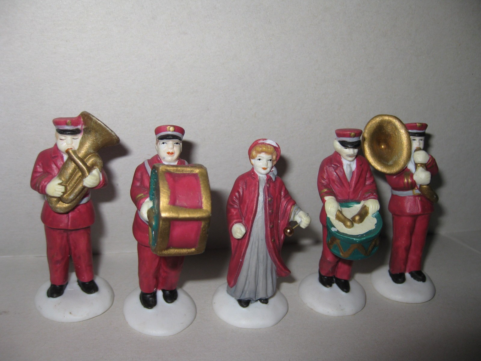 CHRISTMAS VILLAGE 5 PIECE SALVATION ARMY BAND FIGURES, DEPT 56, TAIWAN, VINTAGE