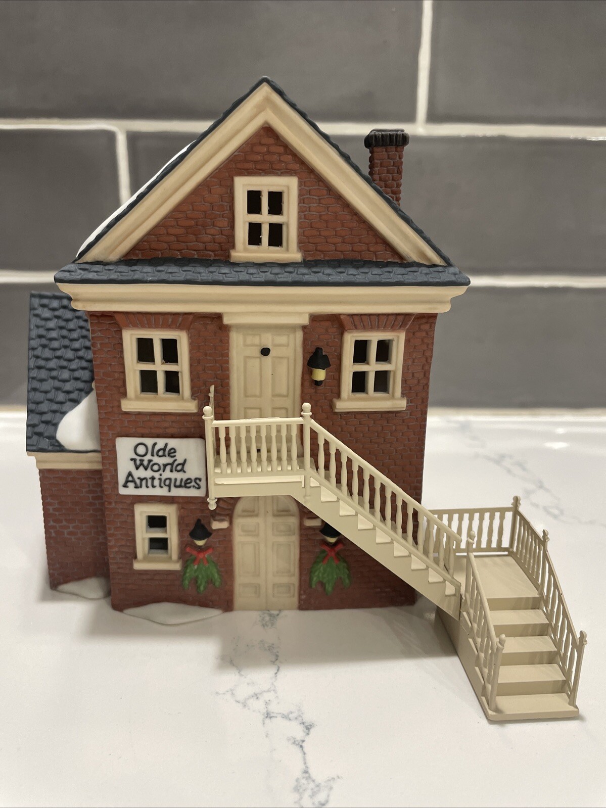 DEPT 56 DISNEY PARKS VILLAGE SERIES Olde World Antiques I #5351-1 IN BOX