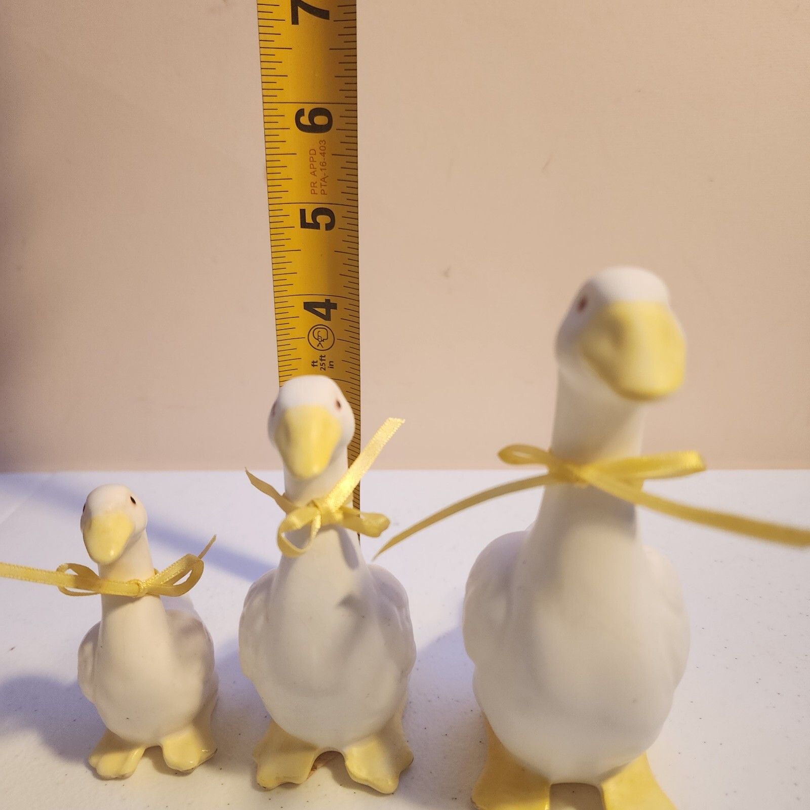 Rare Dept 56 Vintage Ducks Geese Set Of 3 Figurines With Yellow Ribbons (JAPAN)
