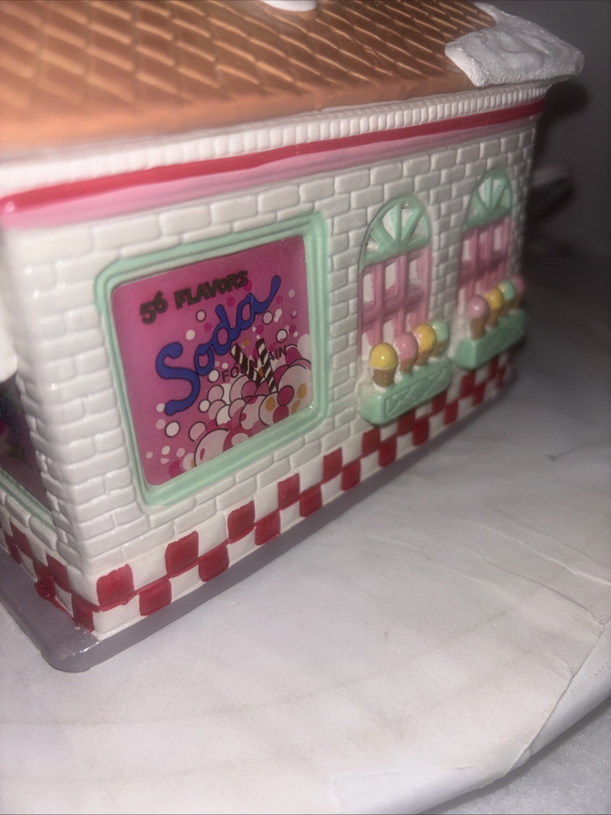 DEPT 56 “56 FLAVORS ICE CREAM PARLOR” ~ **ORIGINAL SNOW VILLAGE** RARE PIECE !!!