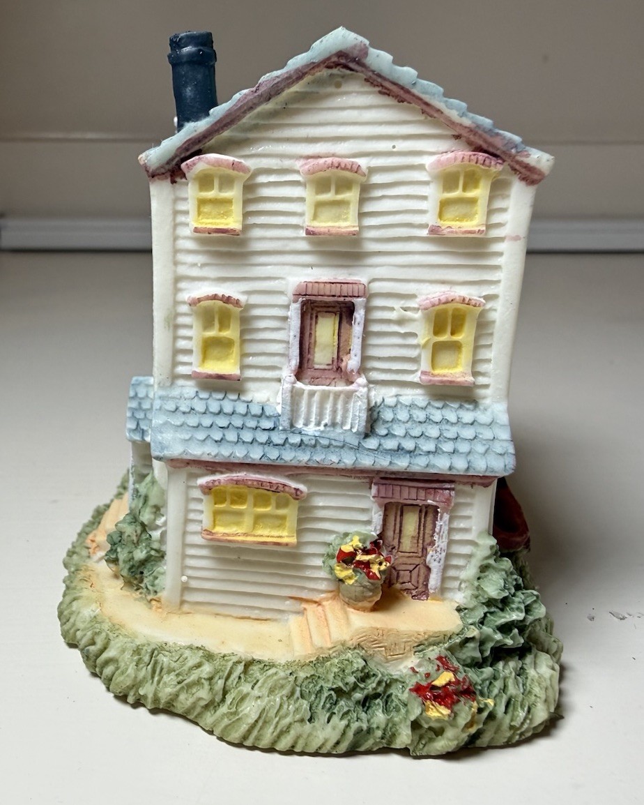 Liberty Falls Collection – Rev. Watkins House House AH45
