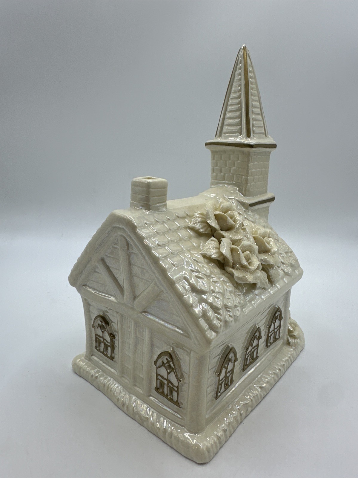 VIintage Christmas Porcelain Church Music Box White And Gold 10 Inches Tall