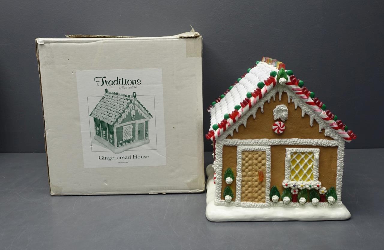 Traditions BYERS CHOICE Large Ceramic 12″x13″ Gingerbread House Christmas Décor