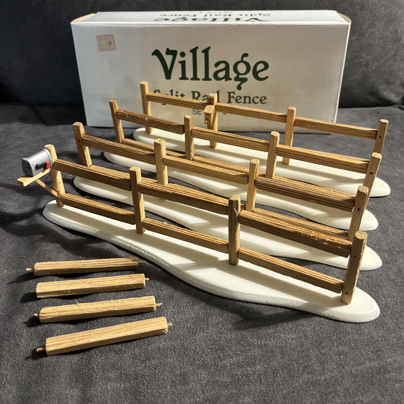 Department 56 Village “Split Rail Fence” Set of 4 #52597