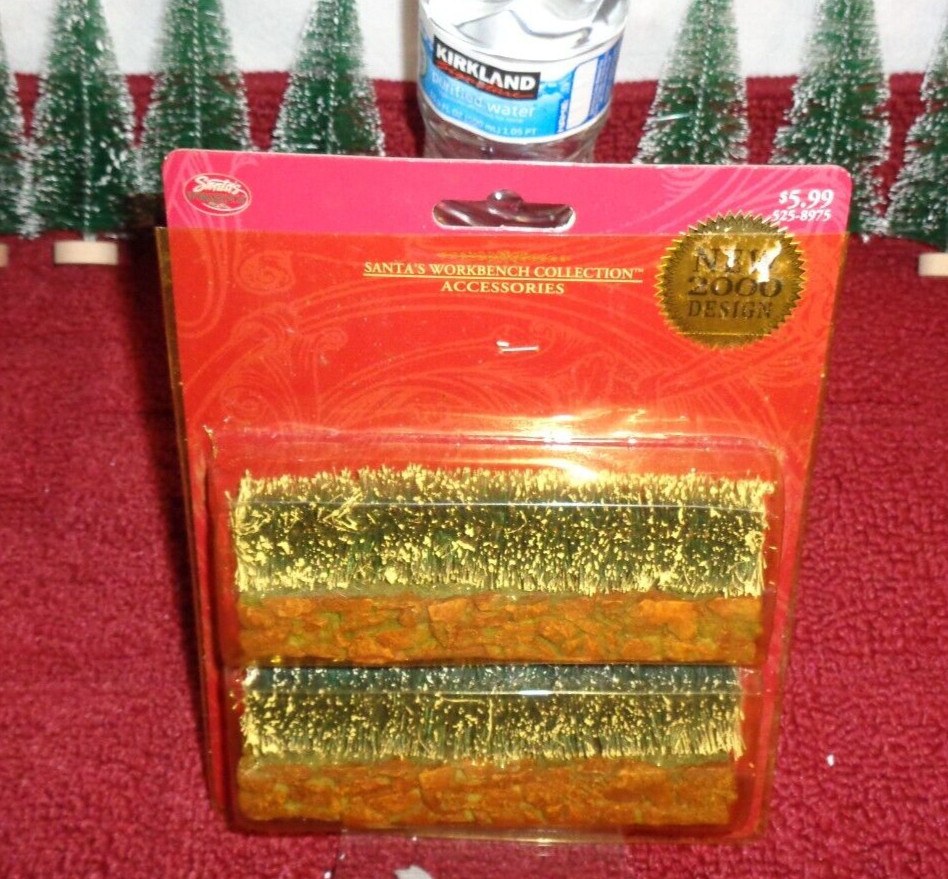 SANTA’S WORKBENCH COLLECTION ACCESSORIES SISAL HEDGE (SET OF 2 PIECES) BRAND NEW