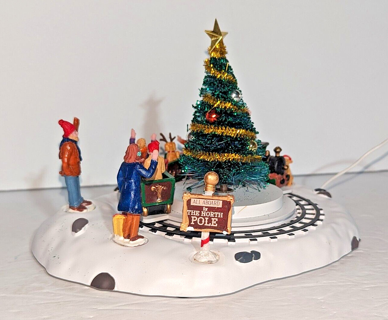 Lemax Santa’s Animated Kiddie Train Rotates Around Christmas Tree North Pole Kid