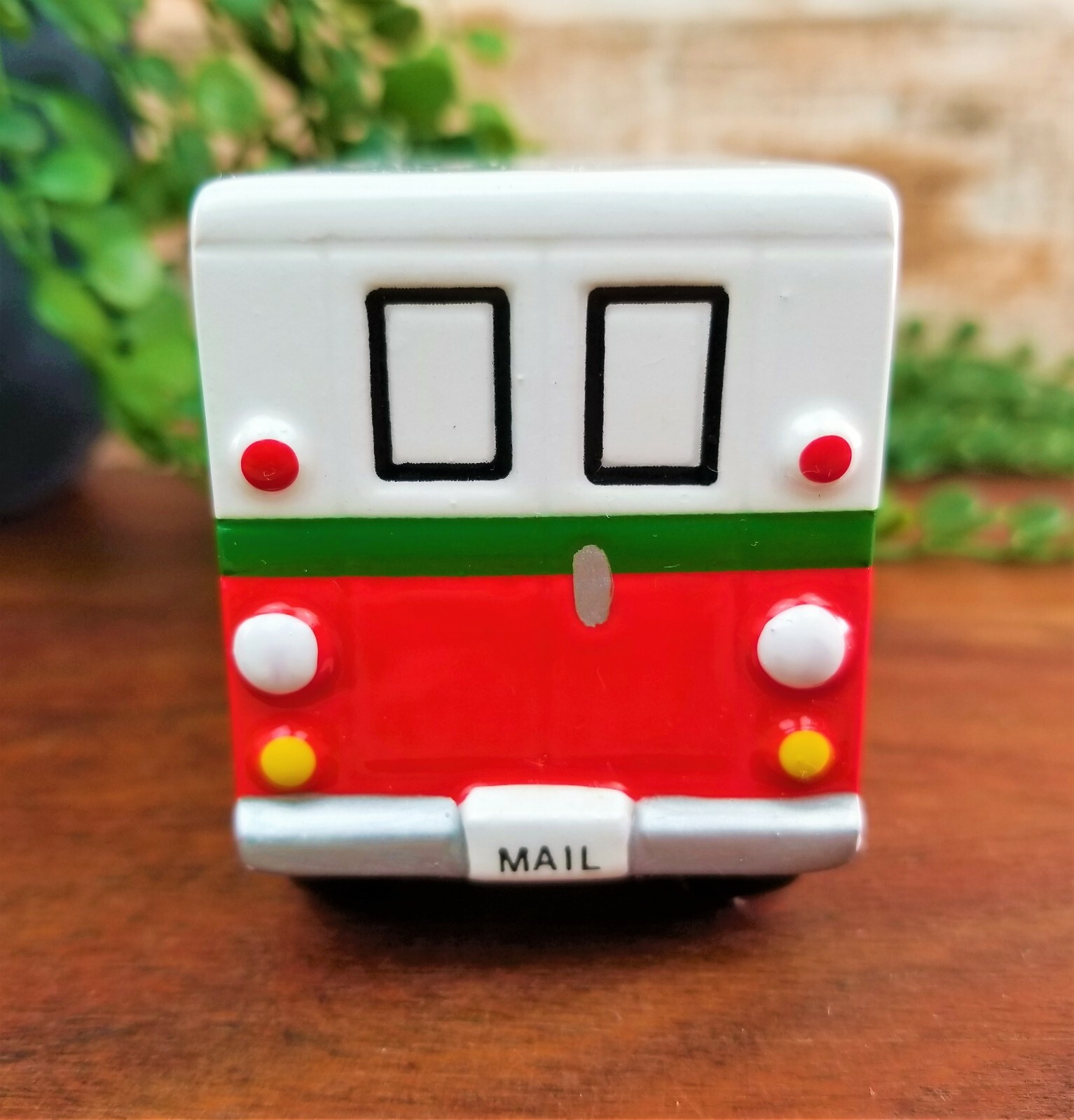 Dept 56 Village Special Delivery SV POSTAL SERVICE Red & White Town Mail Truck
