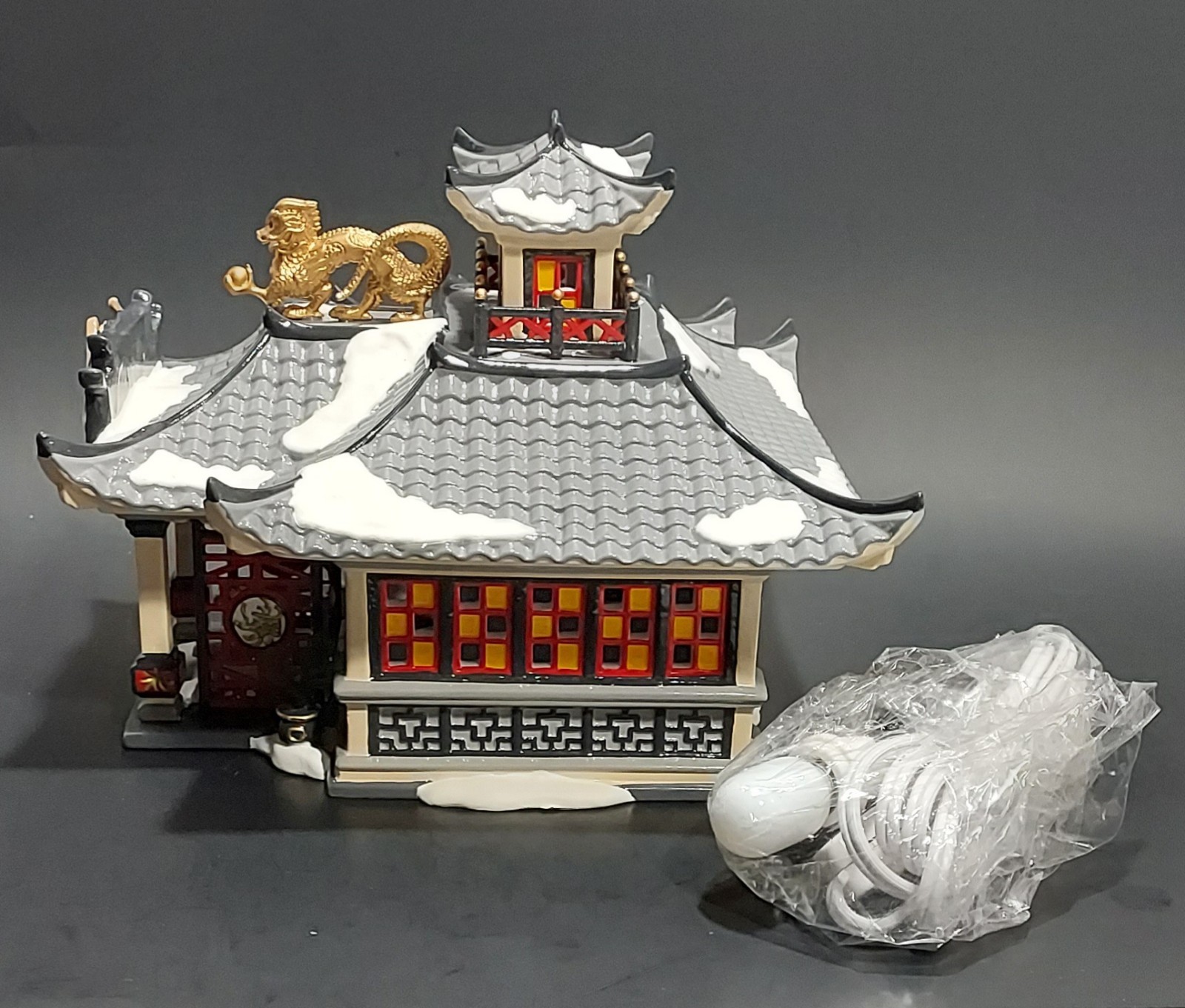 Dept 56 Snow Village Lucky Dragon Restaurant – Excellent Condition