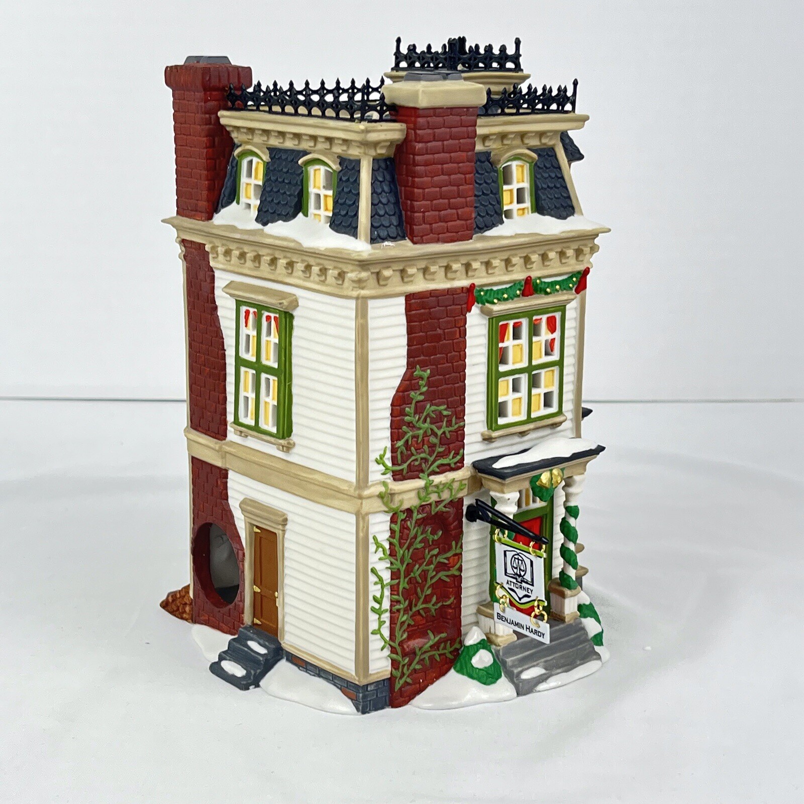 Dept 56 New England Village Series Hale & Hardy House with Signs 1999 Retired