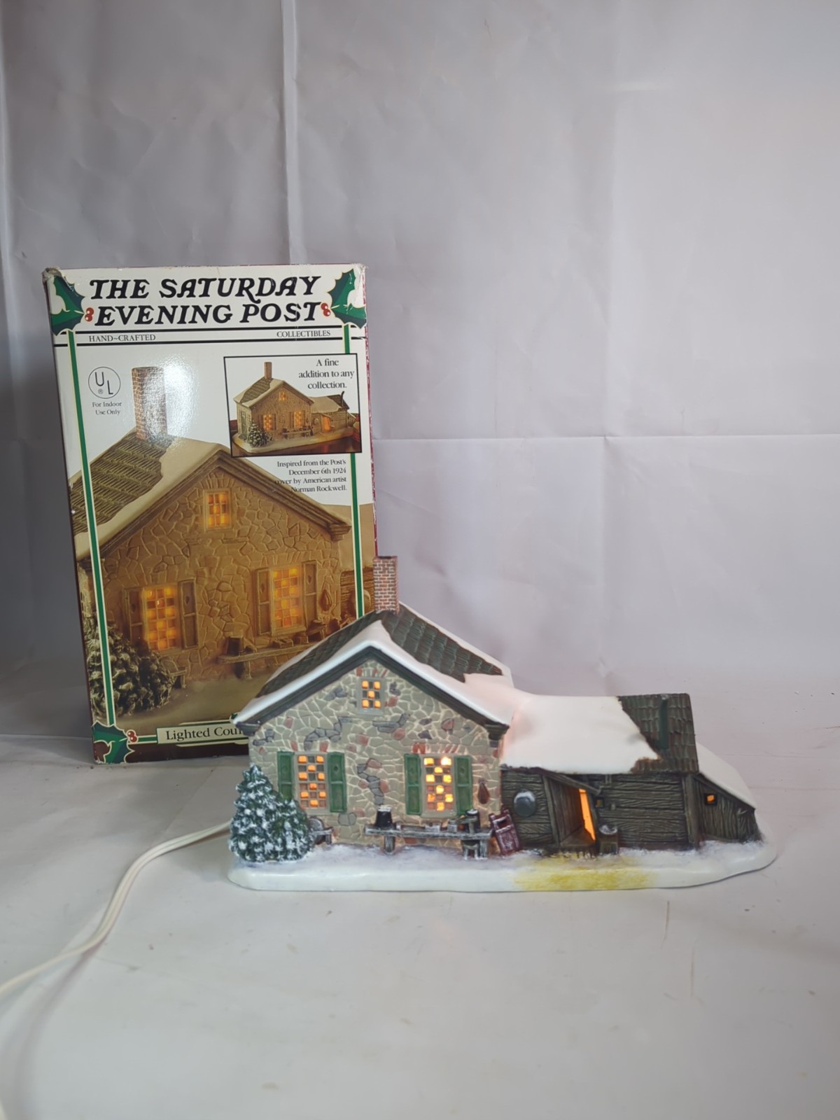 1998 Saturday Evening Post Christmas Village Lighted Country Cottage W/ Box D11