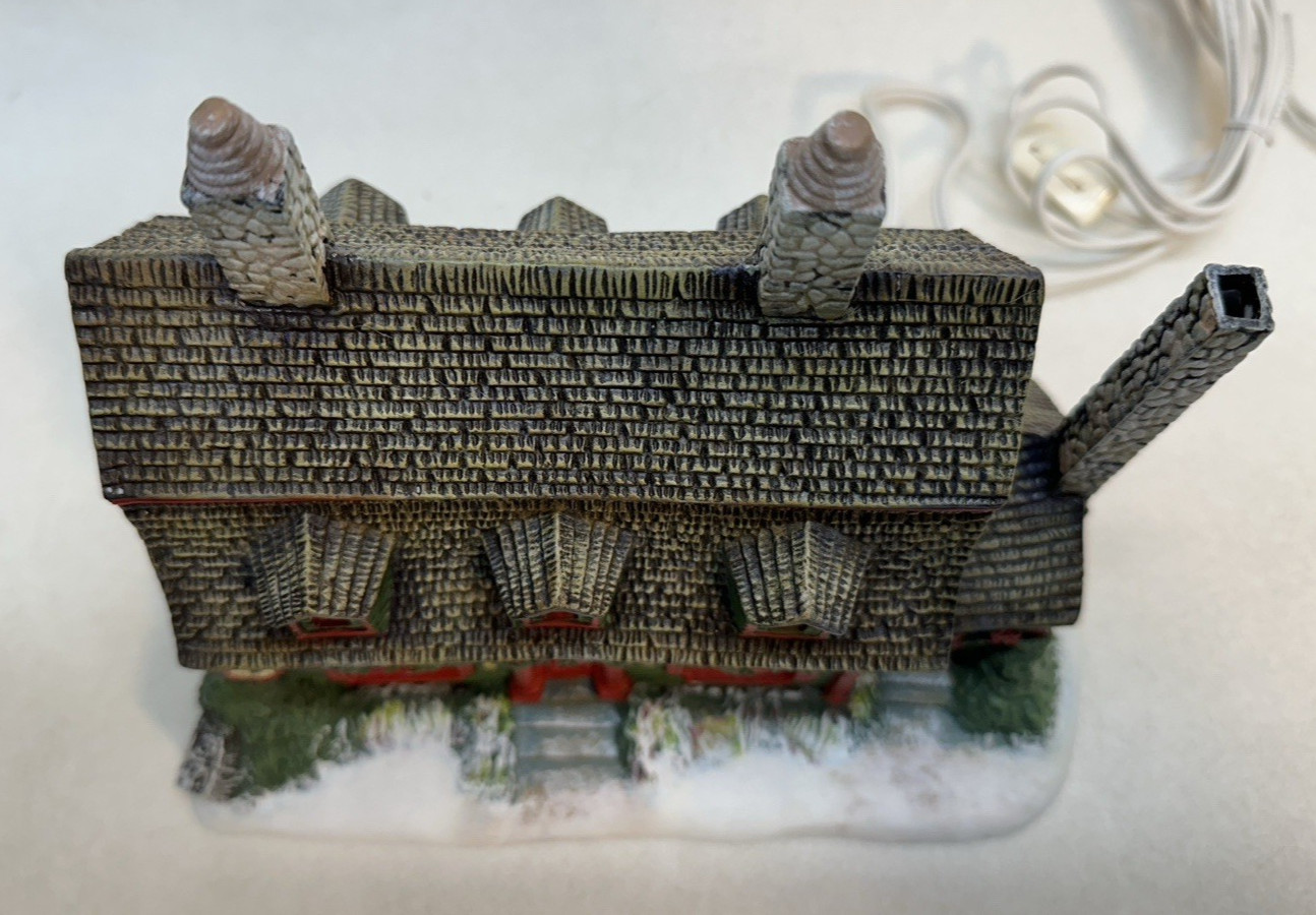 Lang and Wise Christmas Tea Shoppe Folk Art Village 1996 Lighted First Edition