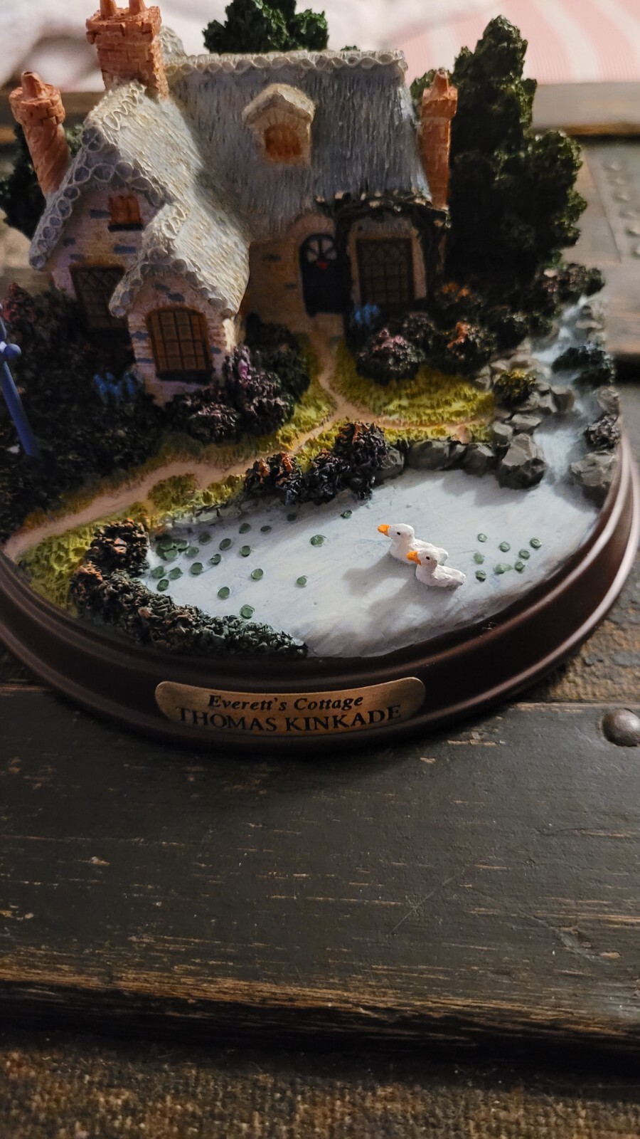 Thomas Kinkade Painter of Light Everetts Cottage Lighted Cottages Collection New