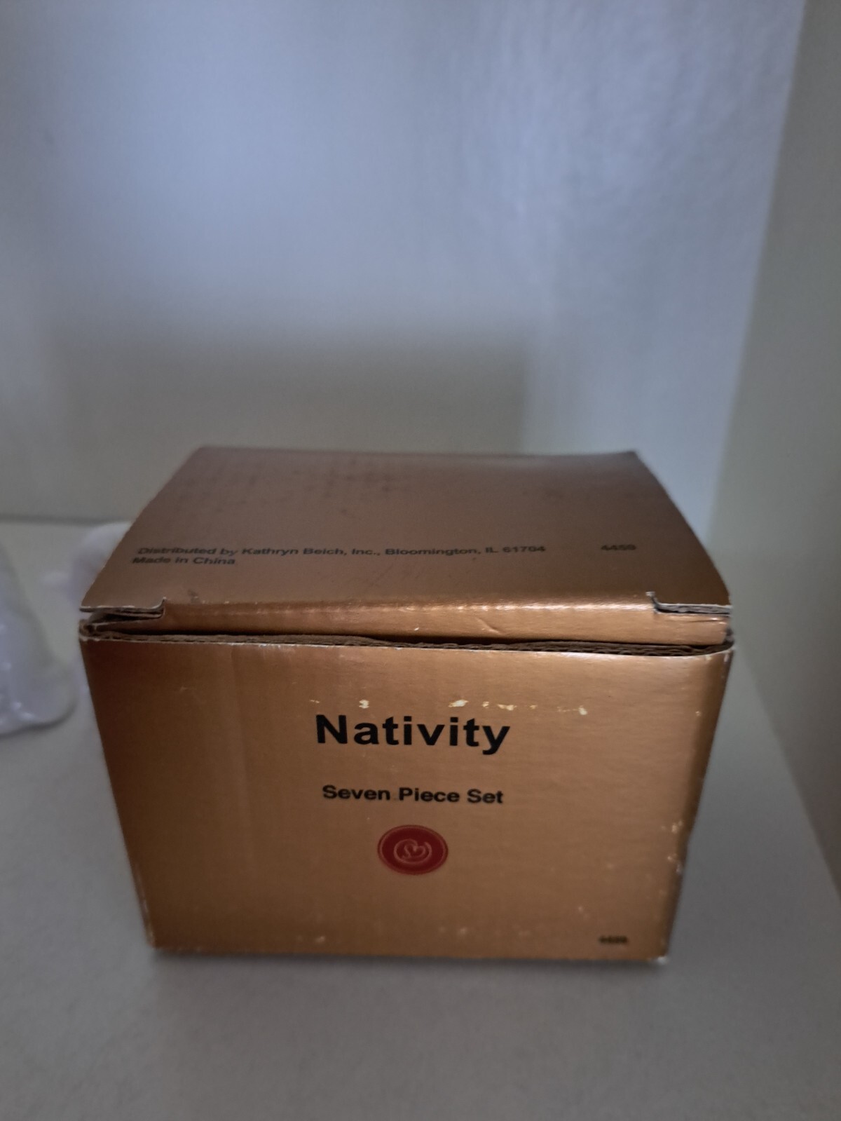 VINTAGE White Porcelain Nativity Seven Piece Set rare JESUS Lamb WISE MEN Boxed