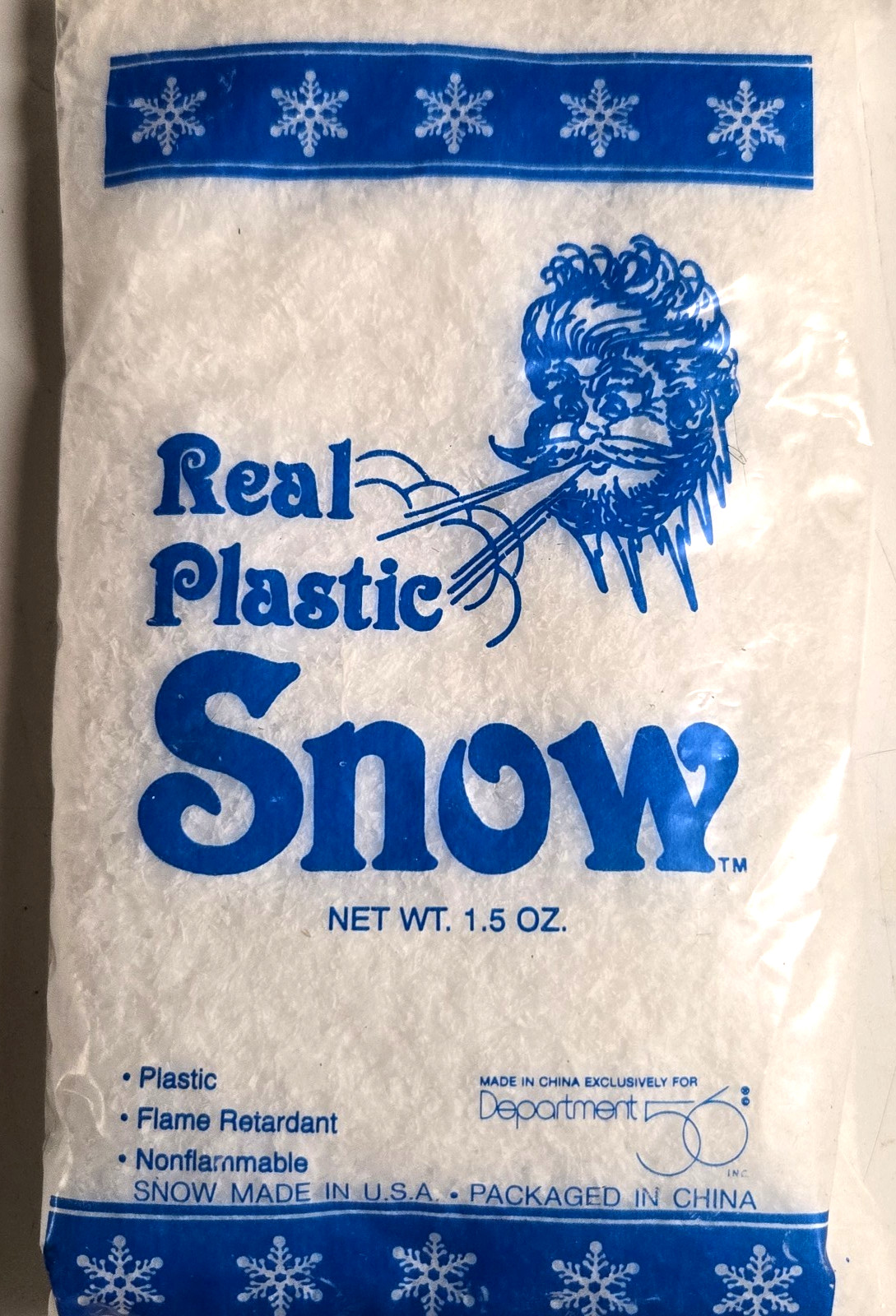 Dept 56 Village Accessories – Real Plastic Snow – 1.5 Oz – NEW