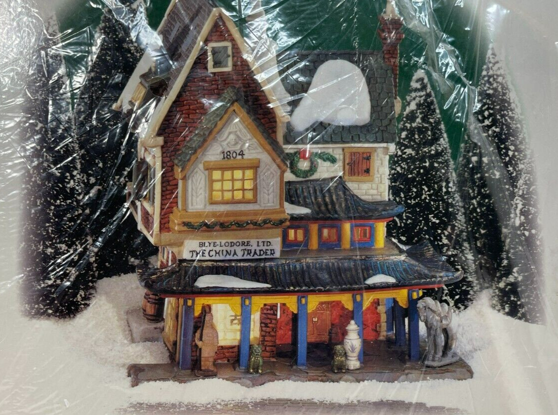 DEPT 56 “THE CHINA TRADER” Dickens Village-NEW NRFB #58447